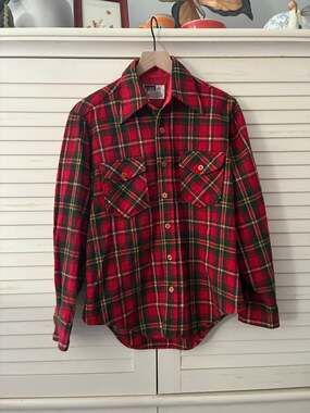 Montgomery Ward Shirt Vintage 70s Wool Plaid Lumberjack Red Green Yellow Size M